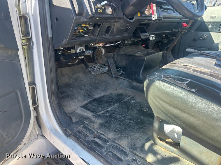 image for item FC5230 1992 Chevrolet C7 bucket truck