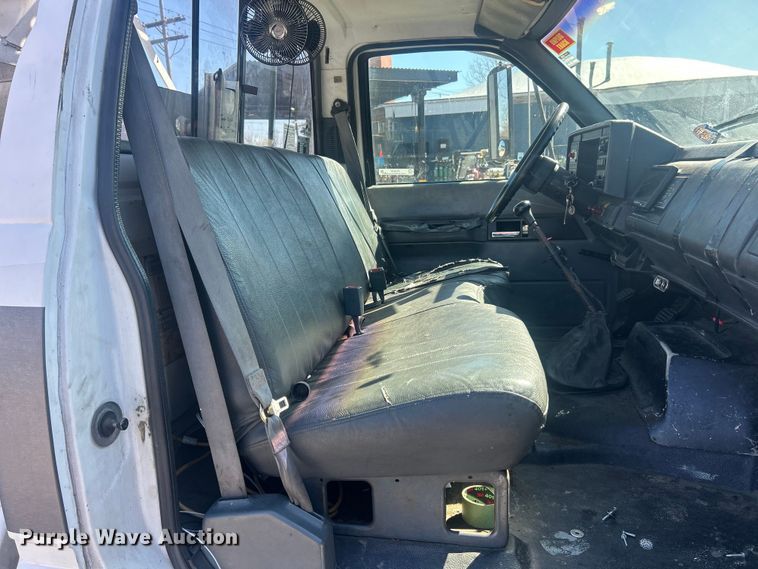 image for item FC5230 1992 Chevrolet C7 bucket truck