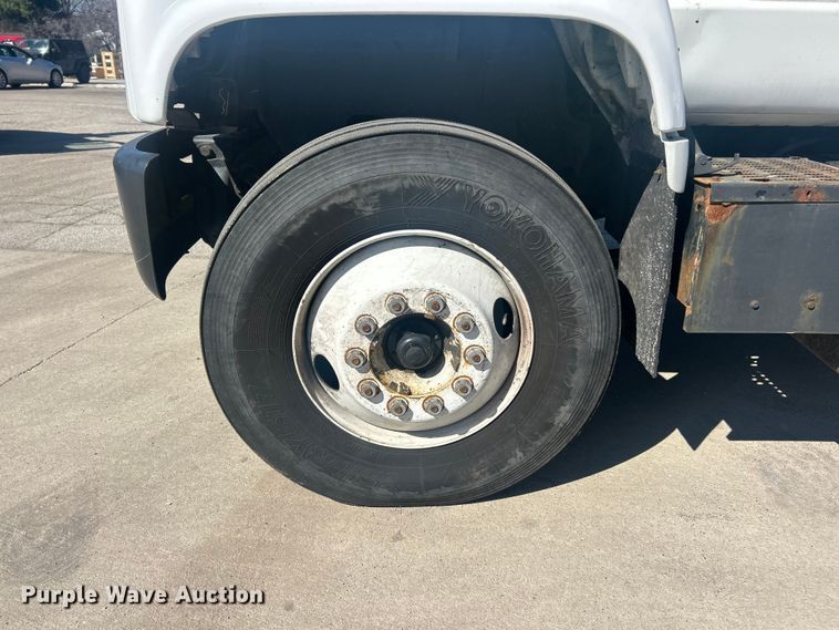 image for item FC5230 1992 Chevrolet C7 bucket truck