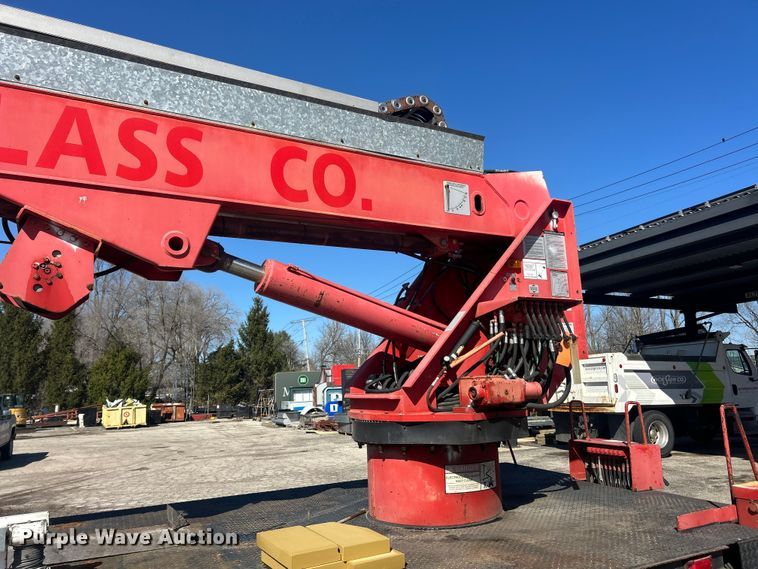 image for item FC5231 1999 International 4700 bucket truck