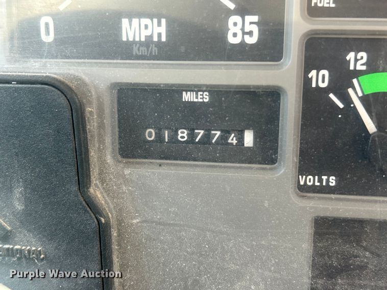 image for item FC5231 1999 International 4700 bucket truck