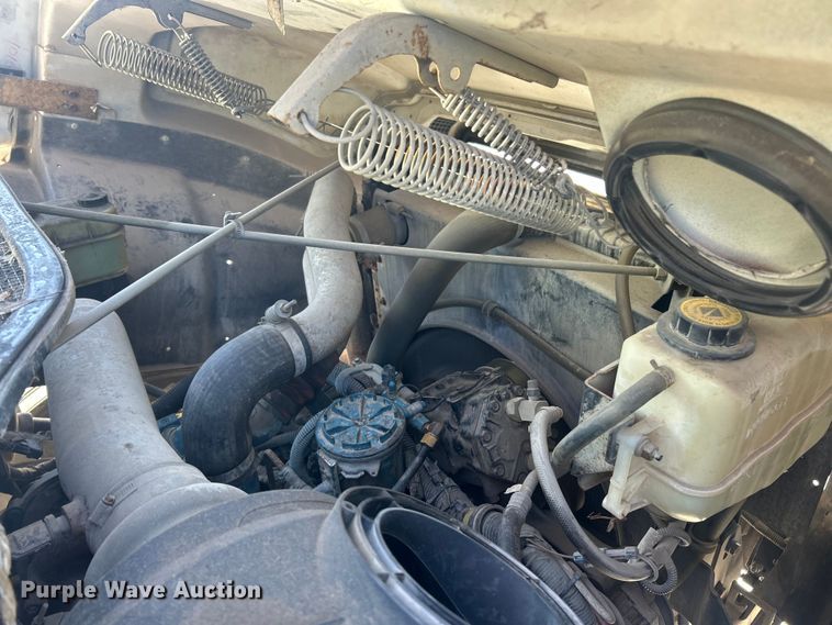 image for item FC5231 1999 International 4700 bucket truck