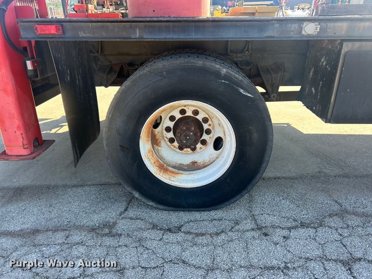 image for item FC5231 1999 International 4700 bucket truck