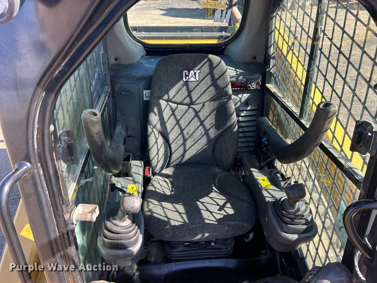 image for item FC5280 2018 Caterpillar 289D tracked skid steer loader