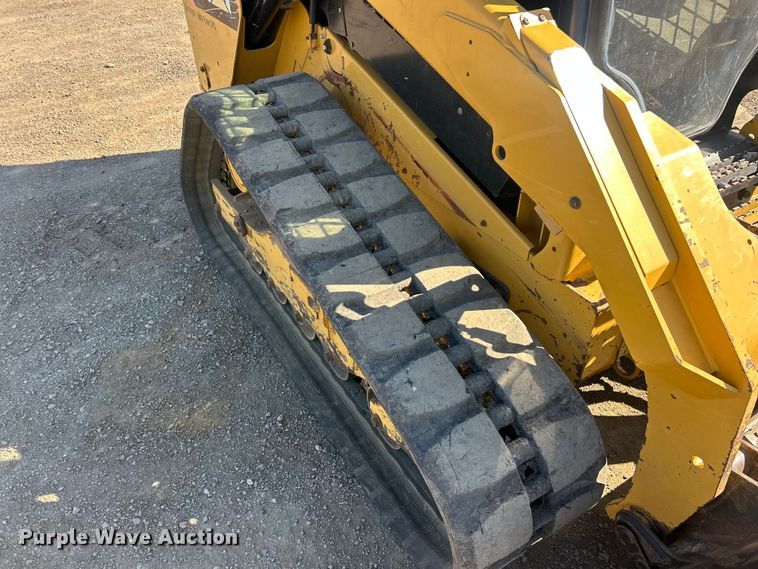 image for item FC5280 2018 Caterpillar 289D tracked skid steer loader