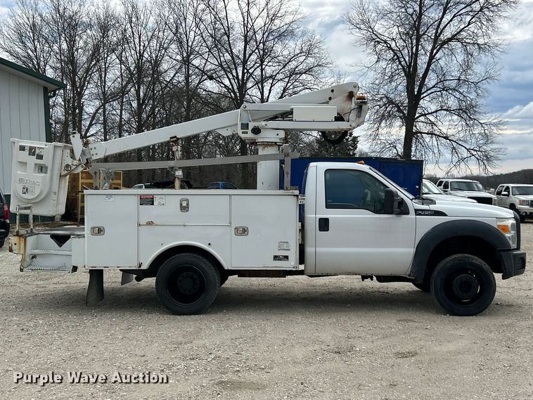 image for item FC5293 2015 Ford F450 XL Super Duty bucket truck