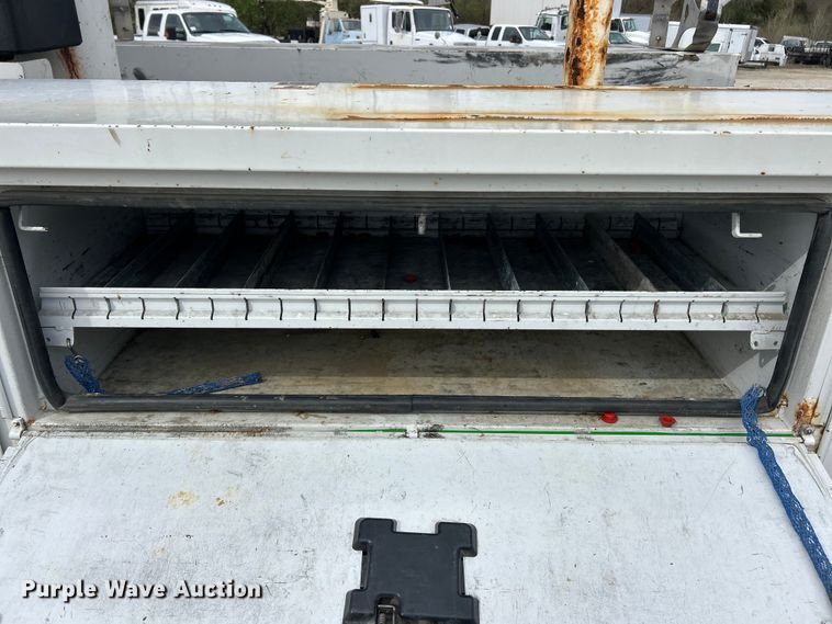 image for item FC5293 2015 Ford F450 XL Super Duty bucket truck