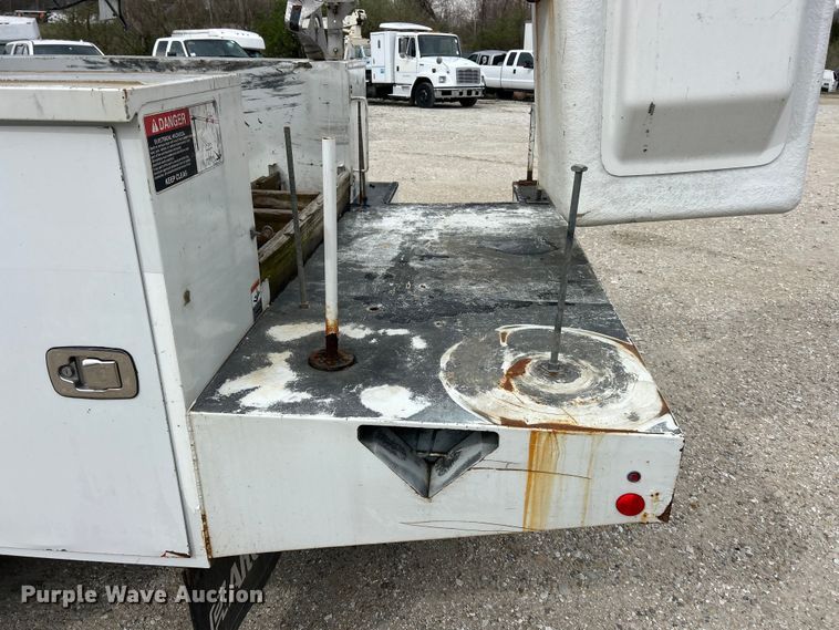 image for item FC5293 2015 Ford F450 XL Super Duty bucket truck