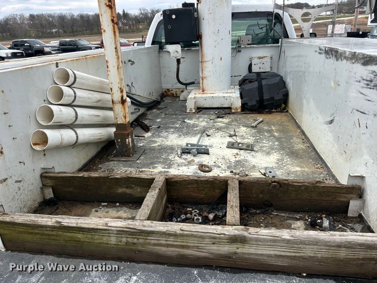 image for item FC5293 2015 Ford F450 XL Super Duty bucket truck