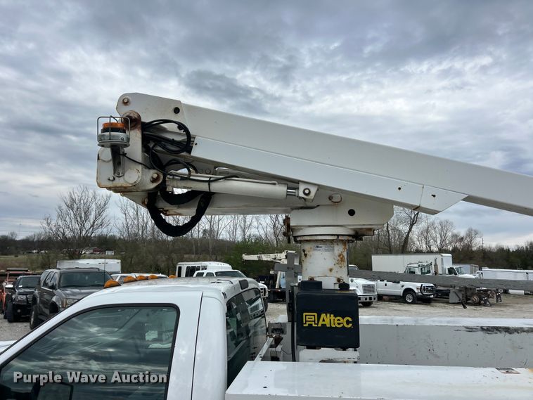 image for item FC5293 2015 Ford F450 XL Super Duty bucket truck