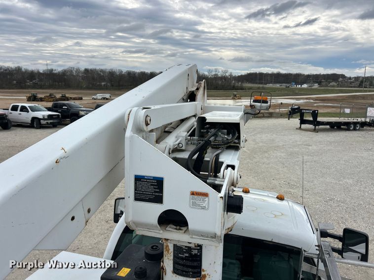 image for item FC5293 2015 Ford F450 XL Super Duty bucket truck