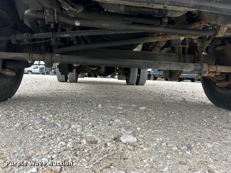 image for item FC5293 2015 Ford F450 XL Super Duty bucket truck