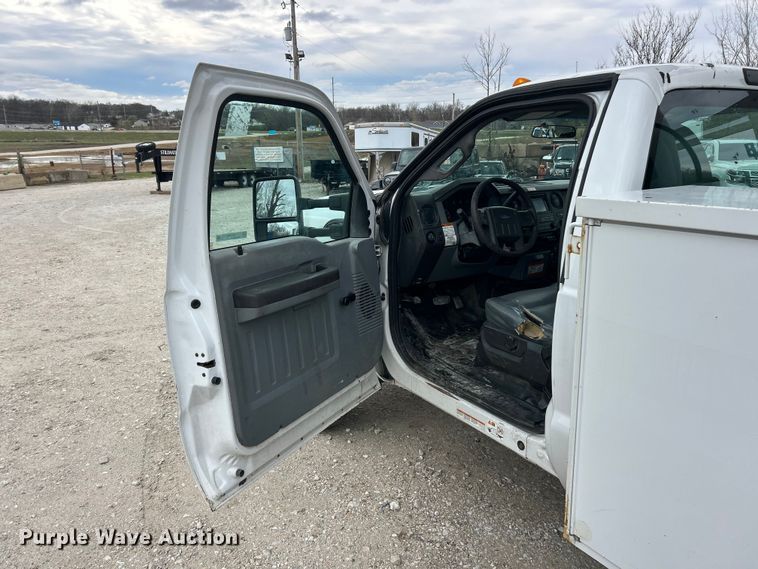 image for item FC5293 2015 Ford F450 XL Super Duty bucket truck