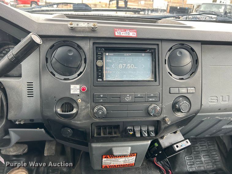 image for item FC5293 2015 Ford F450 XL Super Duty bucket truck