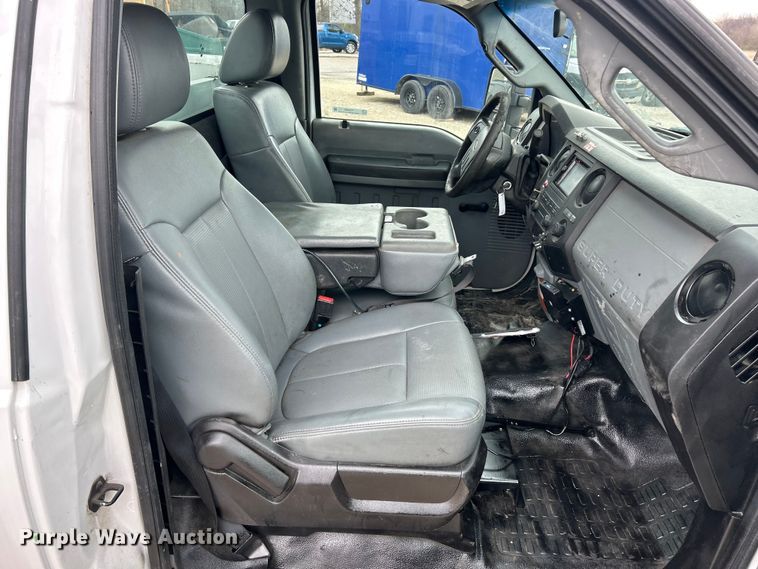 image for item FC5293 2015 Ford F450 XL Super Duty bucket truck