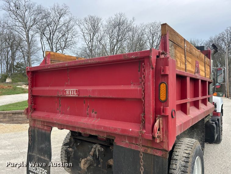 image for item FC5315 1993 Chevrolet Kodiak C6500 dump truck