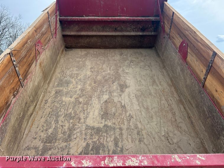 image for item FC5315 1993 Chevrolet Kodiak C6500 dump truck