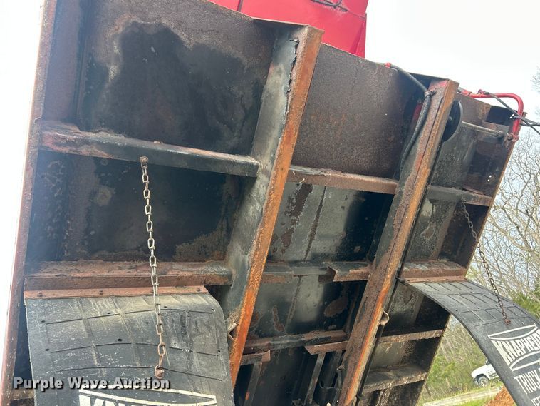 image for item FC5315 1993 Chevrolet Kodiak C6500 dump truck