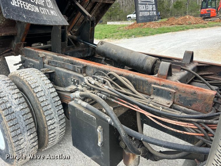 image for item FC5315 1993 Chevrolet Kodiak C6500 dump truck