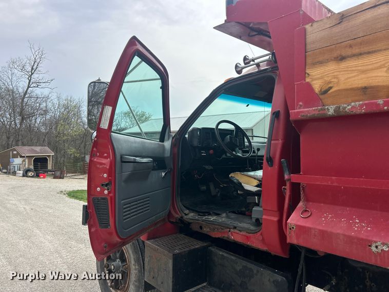 image for item FC5315 1993 Chevrolet Kodiak C6500 dump truck