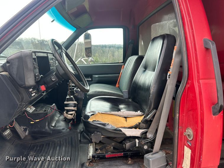 image for item FC5315 1993 Chevrolet Kodiak C6500 dump truck