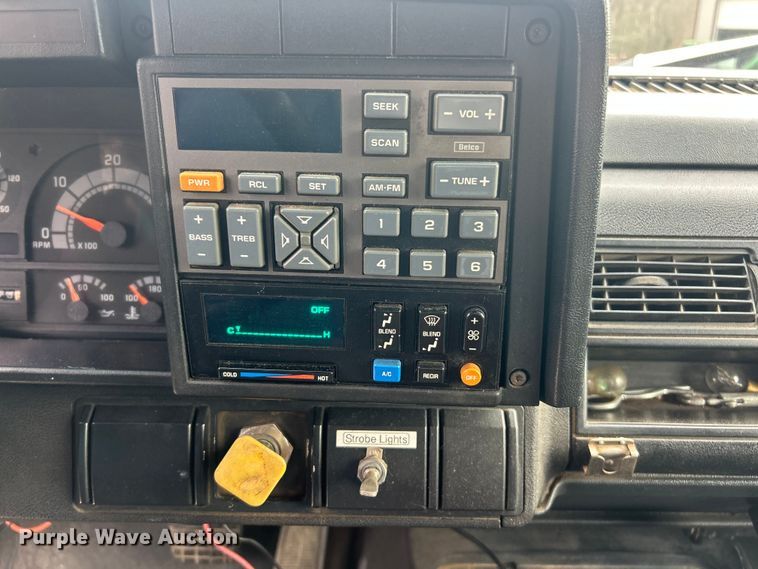 image for item FC5315 1993 Chevrolet Kodiak C6500 dump truck