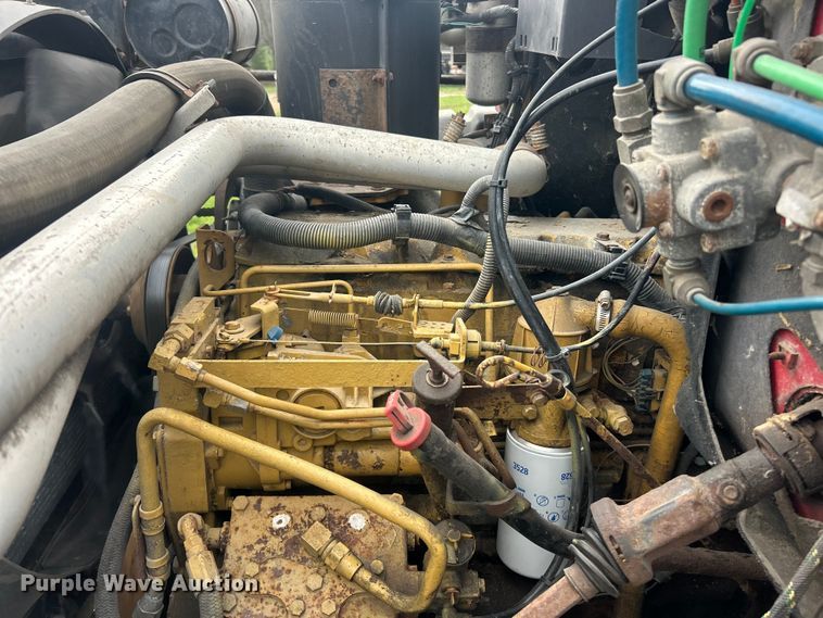 image for item FC5315 1993 Chevrolet Kodiak C6500 dump truck