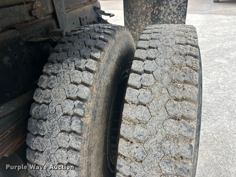 image for item FC5315 1993 Chevrolet Kodiak C6500 dump truck