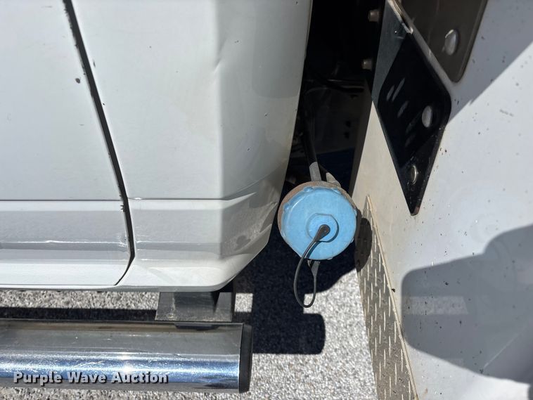 image for item FG0165 2014 RAM 5500 bucket truck