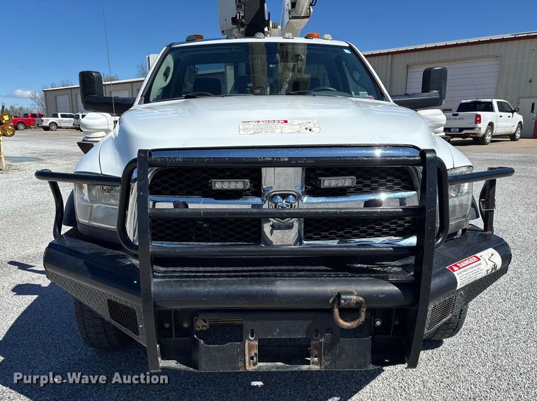image for item FG0165 2014 RAM 5500 bucket truck