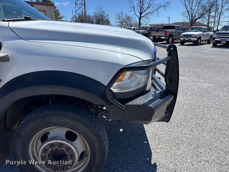 image for item FG0165 2014 RAM 5500 bucket truck