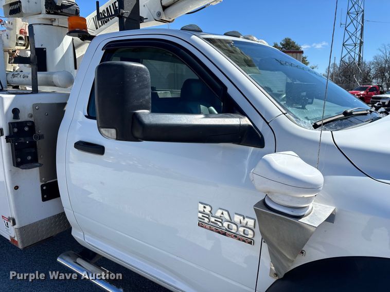 image for item FG0165 2014 RAM 5500 bucket truck