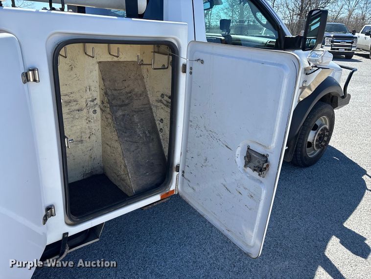 image for item FG0165 2014 RAM 5500 bucket truck