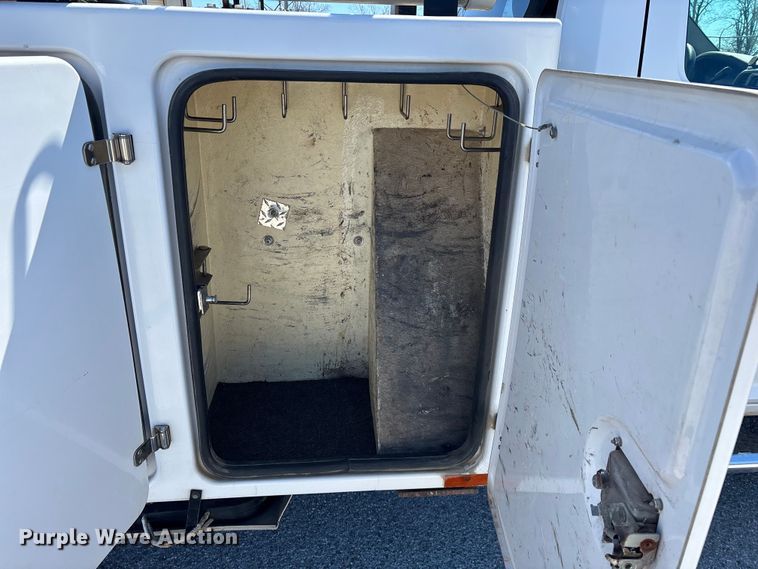 image for item FG0165 2014 RAM 5500 bucket truck