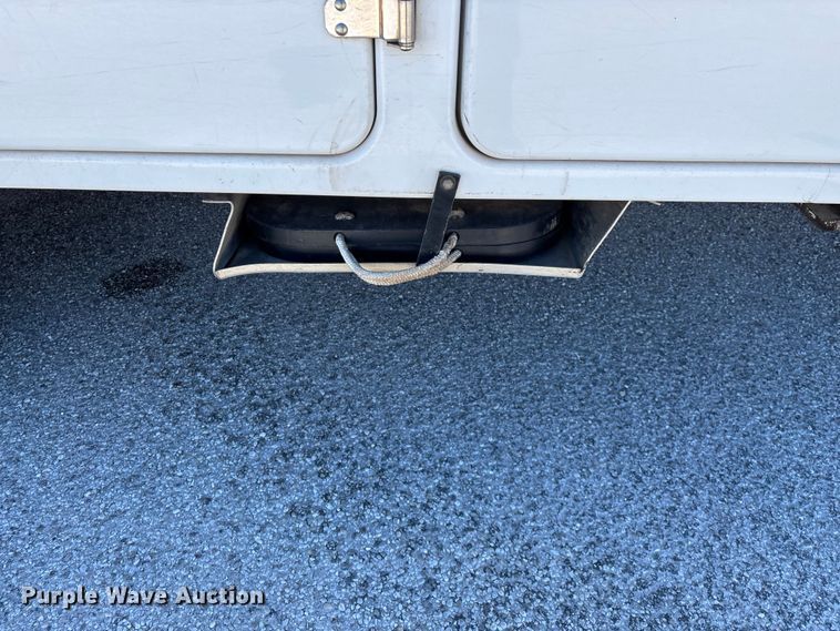 image for item FG0165 2014 RAM 5500 bucket truck