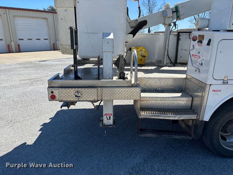 image for item FG0165 2014 RAM 5500 bucket truck