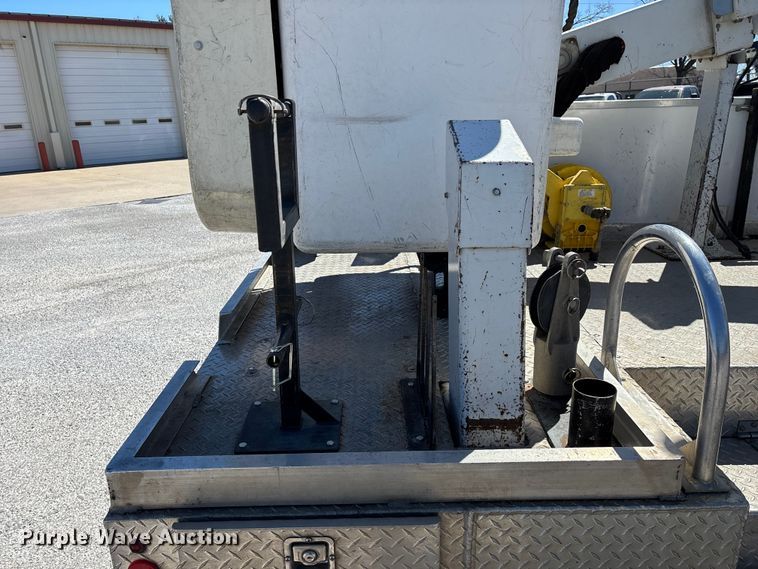 image for item FG0165 2014 RAM 5500 bucket truck