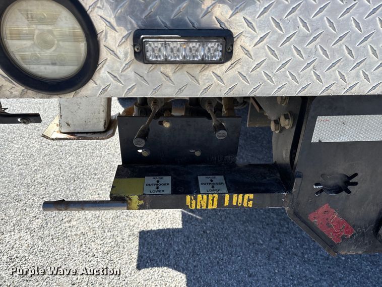 image for item FG0165 2014 RAM 5500 bucket truck