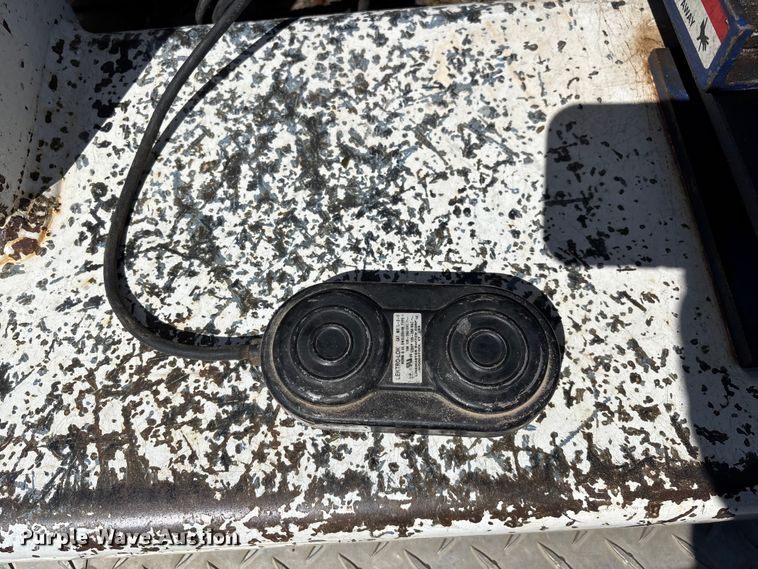 image for item FG0165 2014 RAM 5500 bucket truck