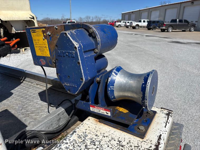 image for item FG0165 2014 RAM 5500 bucket truck