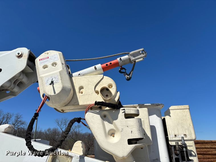 image for item FG0165 2014 RAM 5500 bucket truck