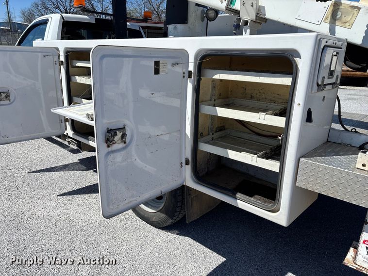 image for item FG0165 2014 RAM 5500 bucket truck