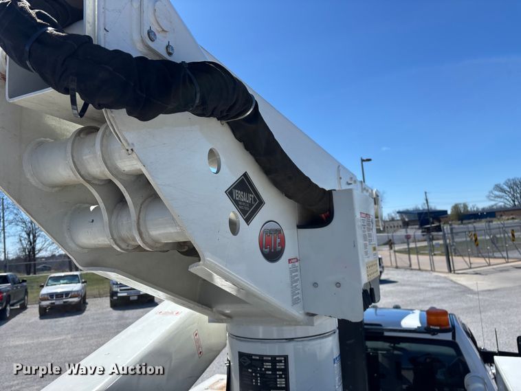 image for item FG0165 2014 RAM 5500 bucket truck