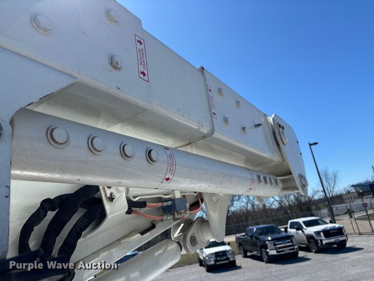 image for item FG0165 2014 RAM 5500 bucket truck