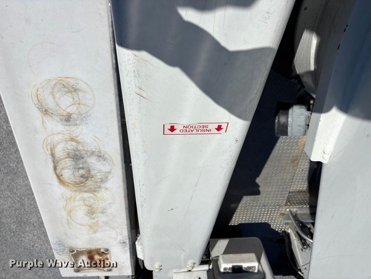 image for item FG0165 2014 RAM 5500 bucket truck