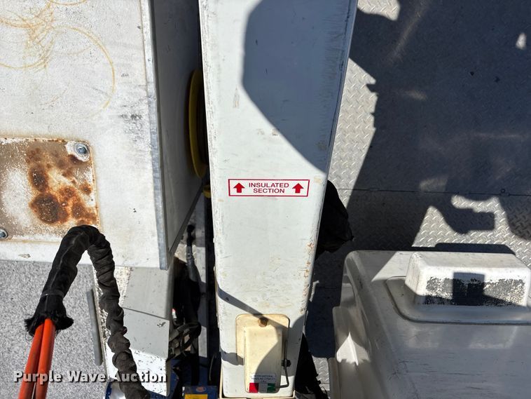 image for item FG0165 2014 RAM 5500 bucket truck