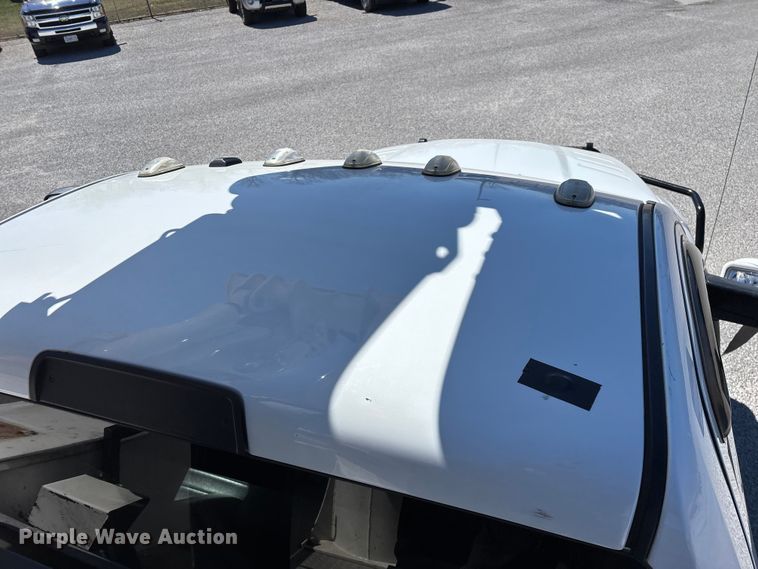 image for item FG0165 2014 RAM 5500 bucket truck