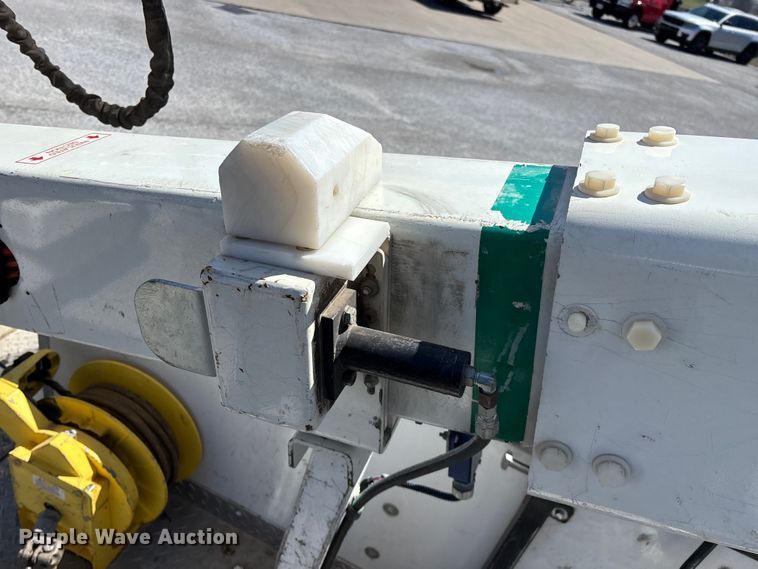 image for item FG0165 2014 RAM 5500 bucket truck