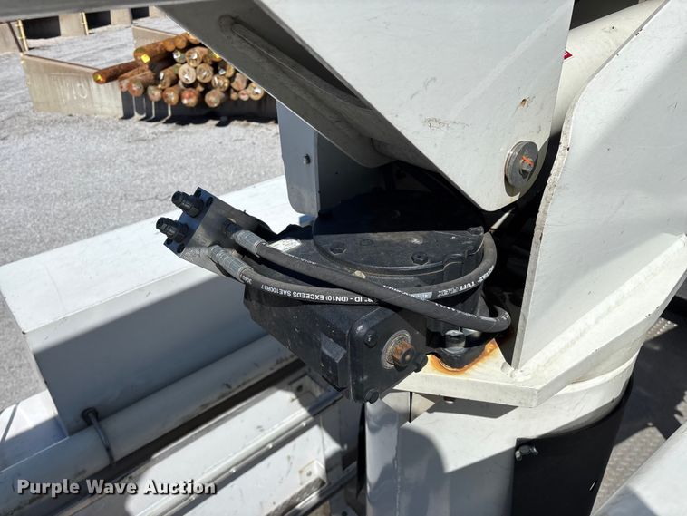 image for item FG0165 2014 RAM 5500 bucket truck