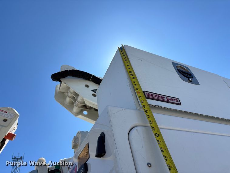 image for item FG0165 2014 RAM 5500 bucket truck